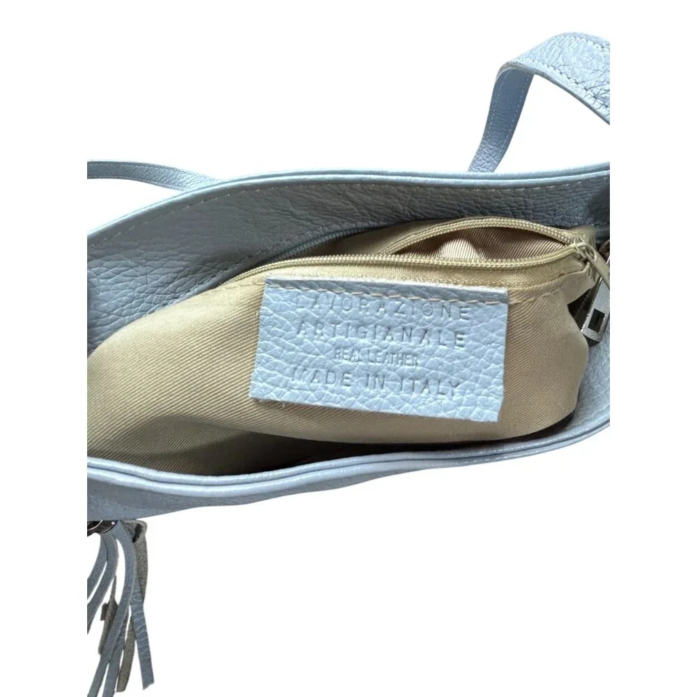 Italian-Made Light Blue Genuine Leather Shoulder Bag With Zip Closure & Tassel - Picture 4 of 9